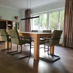 Ferienhaus Luxuriöses - Lottas *
