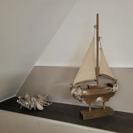 Luxurioeses - Lottas Chemnitz