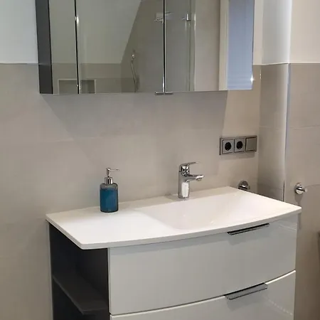 Luxurioeses - Lottas * Chemnitz