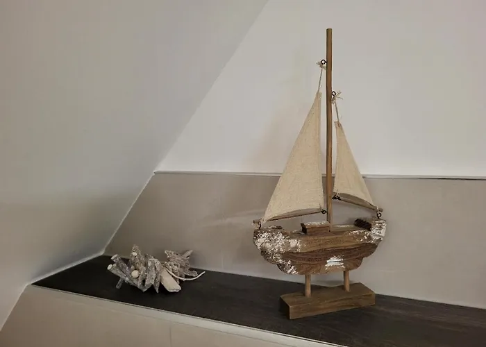 Luxurioeses - Lottas Chemnitz