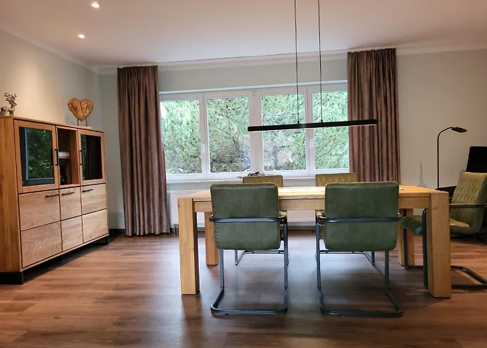 Luxurioeses - Lottas * Chemnitz