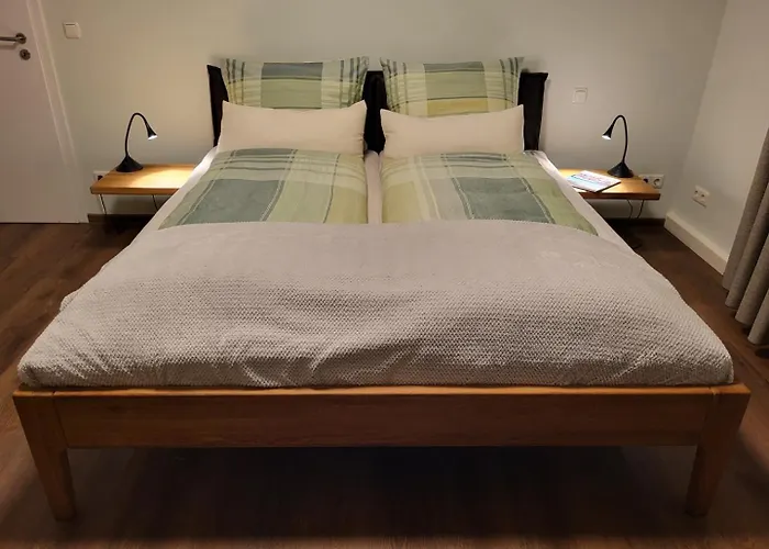 Luxurioeses - Lottas Chemnitz